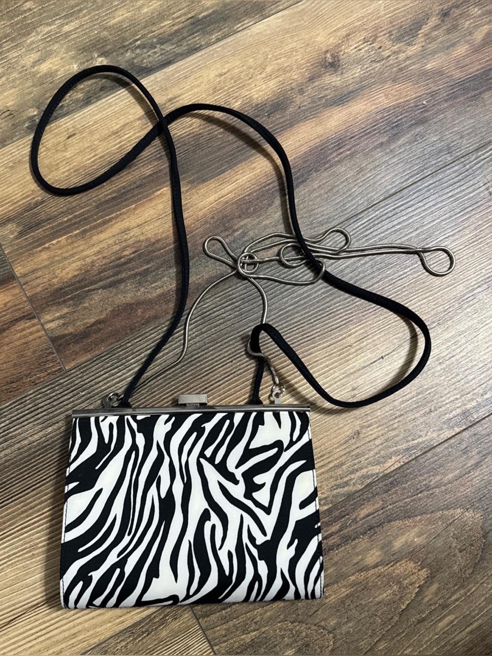 Liz Claiborne Purse Zebra Print Beaded Black Cream Crossbody DoubleHandle Clutch
